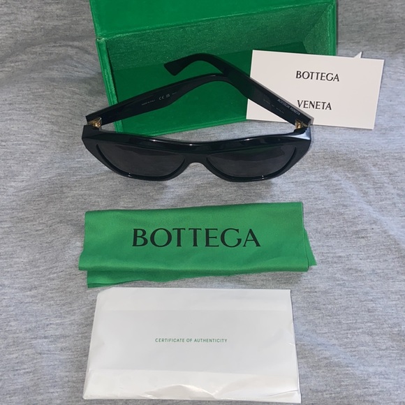 BOTTEGA VENETA Sun Glasses - Picture 3 of 14